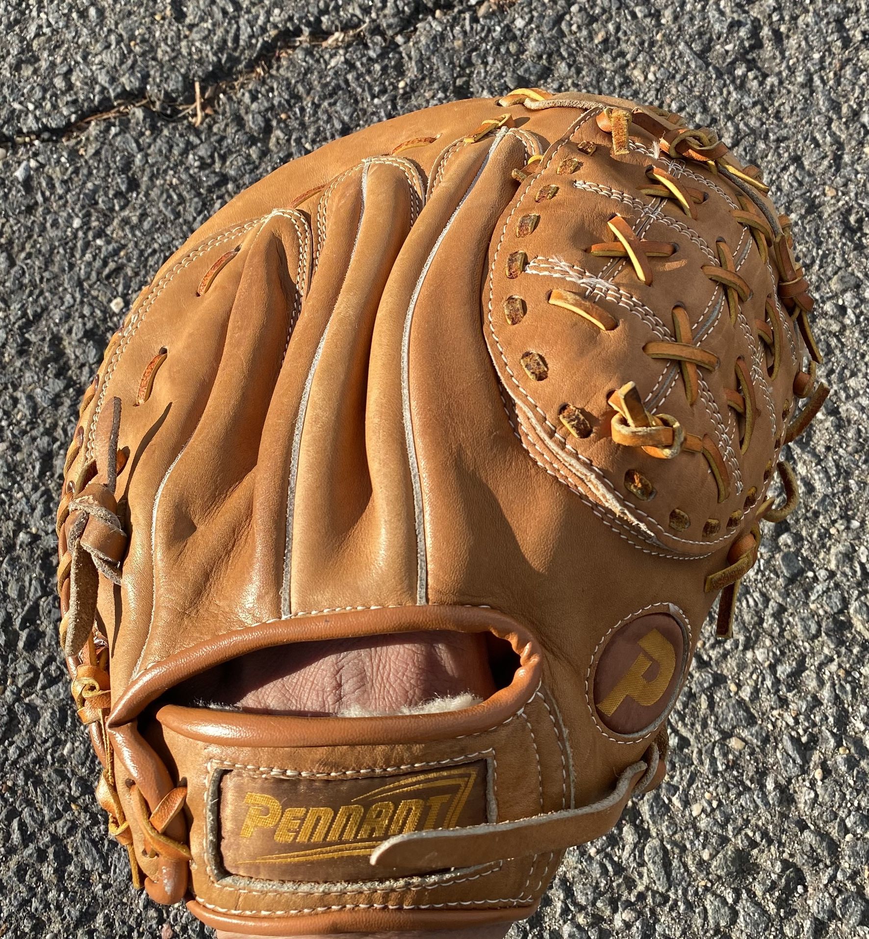 Vintage Leather Pennant Baseball Softball Glove Mitt Deep Pocket Rawhide Lacing