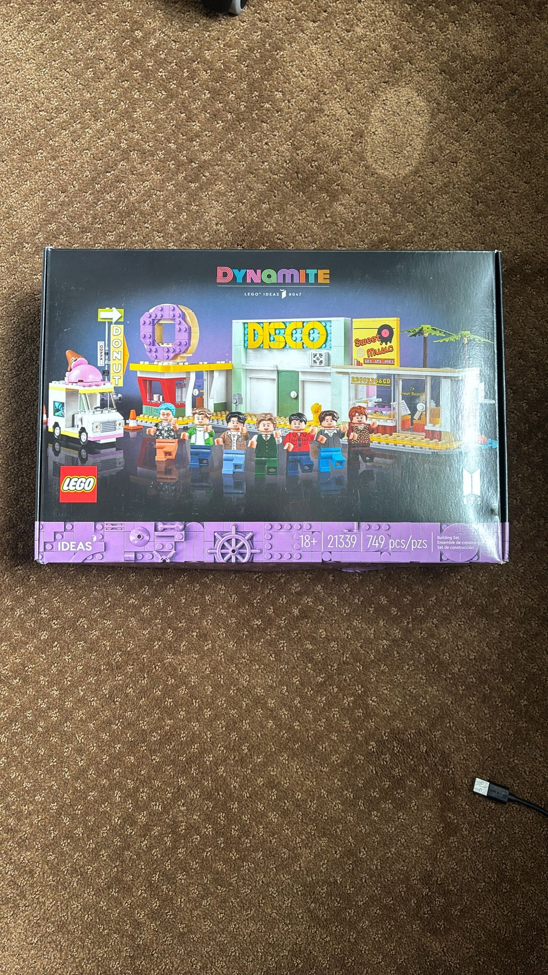 BTS Dynamite lego set