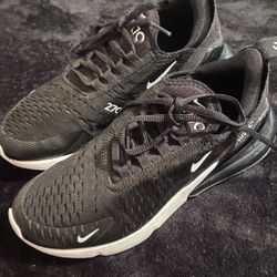Nike Air Max 270