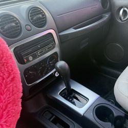 2004 Jeep Liberty 