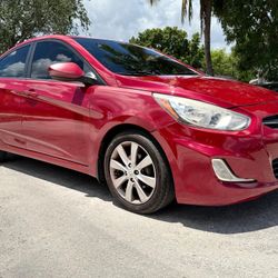 2013 Hyundai Accent