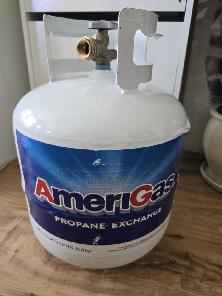 Propane Tank/ Empty (to be Exchanged @ Homedepot)