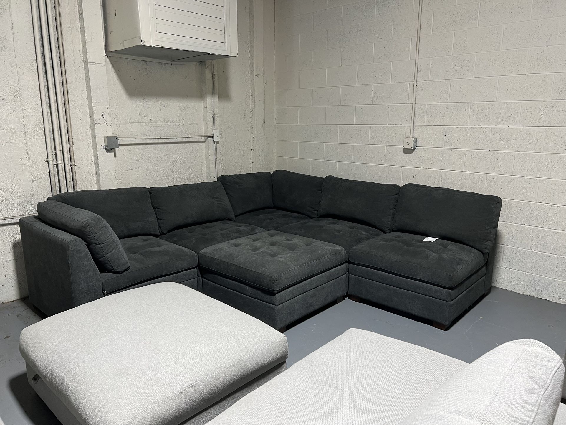 SECTIONAL COUCH SOFA