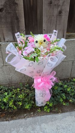 Hello Kitty  Fresh Flower Bouquet