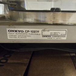 Onkyo  Cp1027F  Record Player