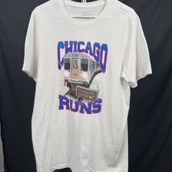 Nike “Chicago Runs” CTA Train Graphic Tee – Men’s Medium – White – City Edition