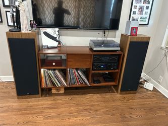 Vintage KLH Speakers