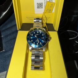 New Men’s Invicta Watch