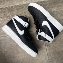 Nike Air Force 1 '07 High 'Black White (10.5)