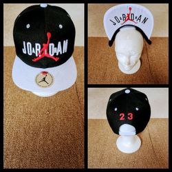 MICHAEL JORDAN SNAPBACK HAT. 