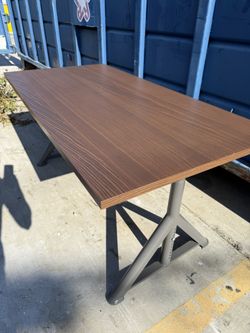 Table Solid With Keyboard Table