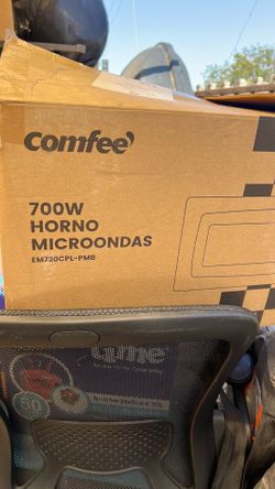 Microwave 700w very new