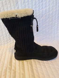 Ugg boots at a nice discount size 8