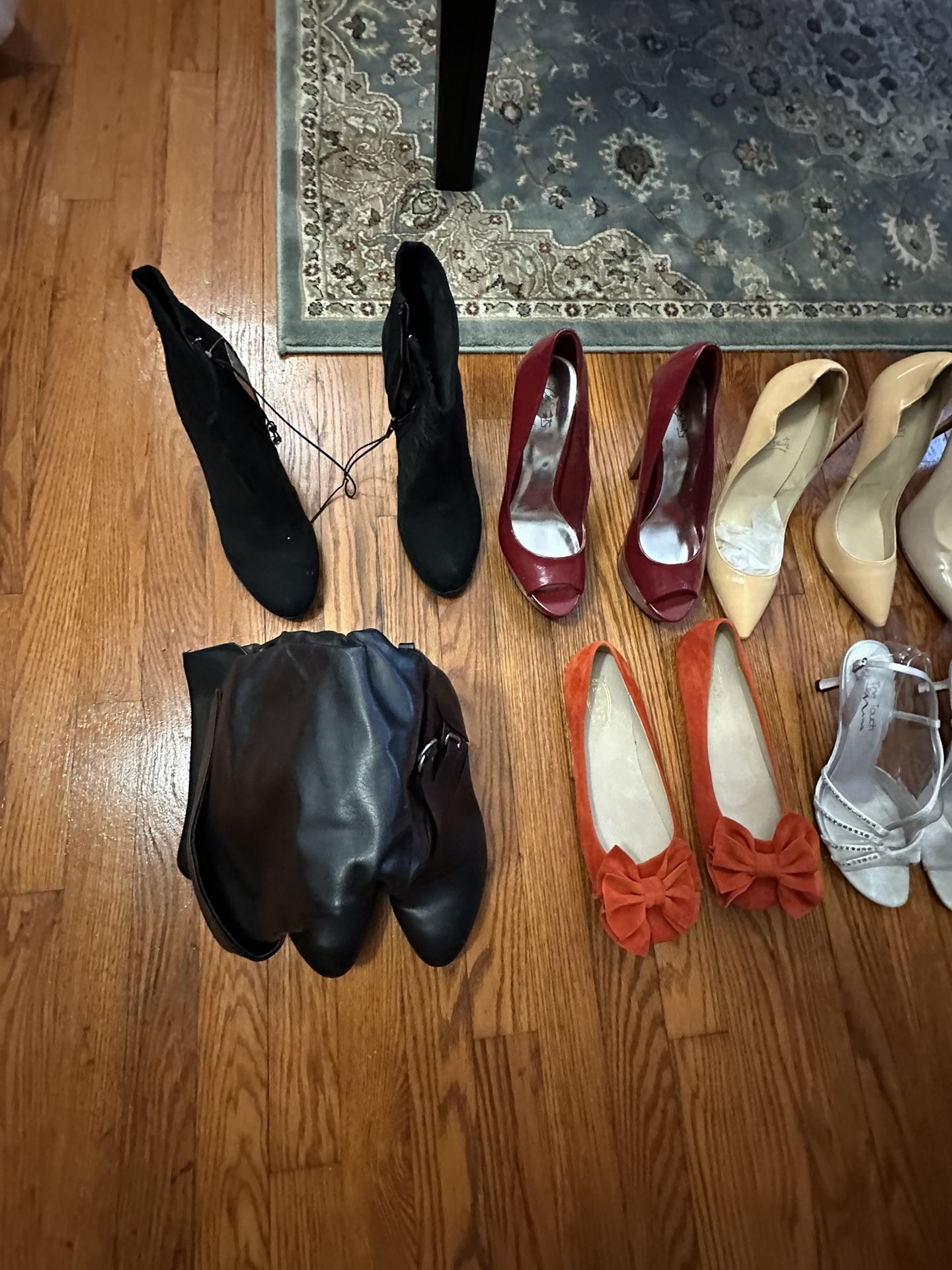 Women’s Dress Shoes New And Barely Worn , Take Them All For $65