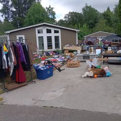 Yard Sale 