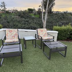 Patio Chairs with Side Table