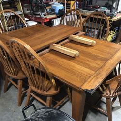 Farmhouse Table With 8 Chairs 