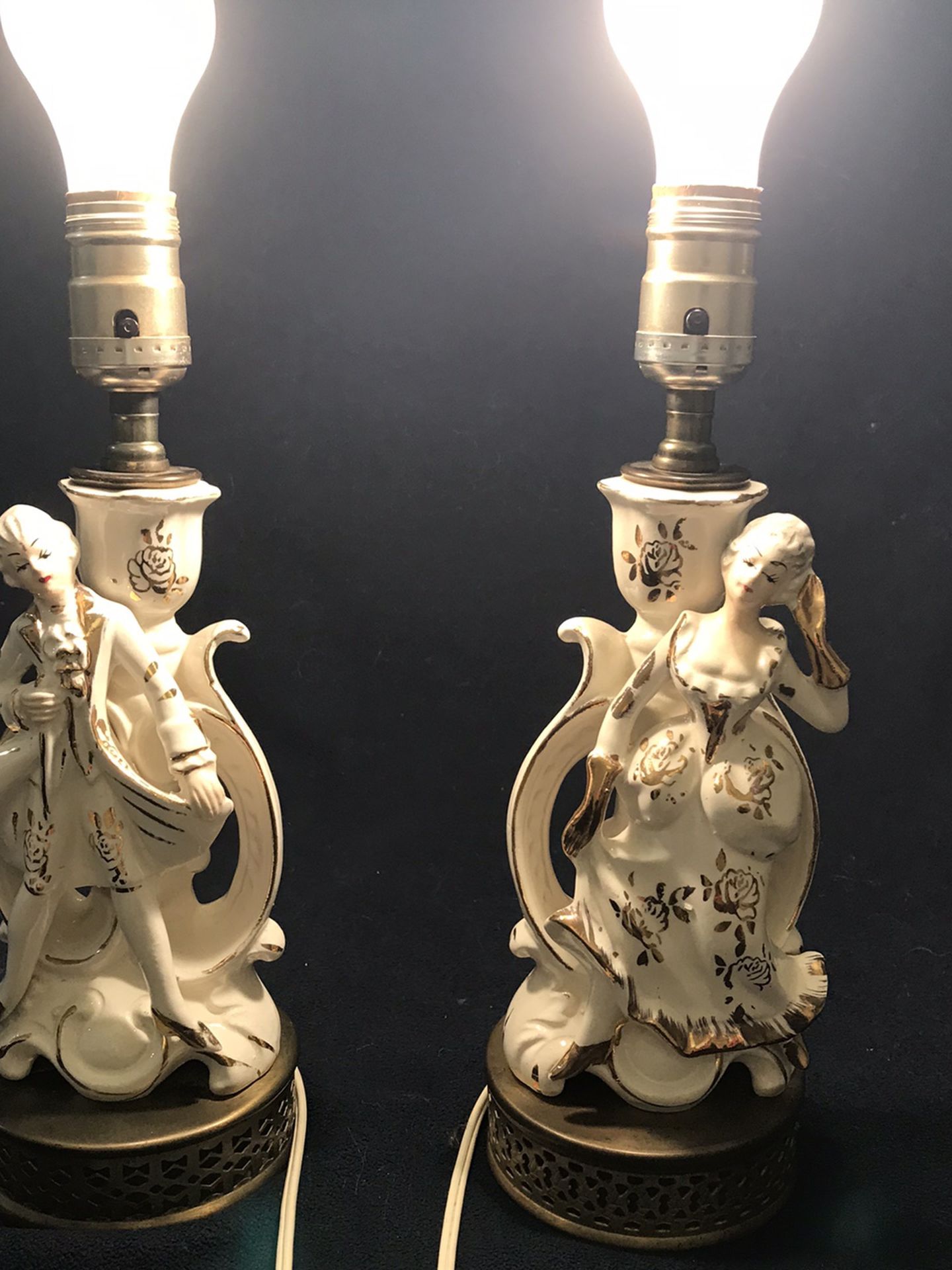 Vintage Pair French Provincial boudoir Style Man Woman Figures Table Lamps