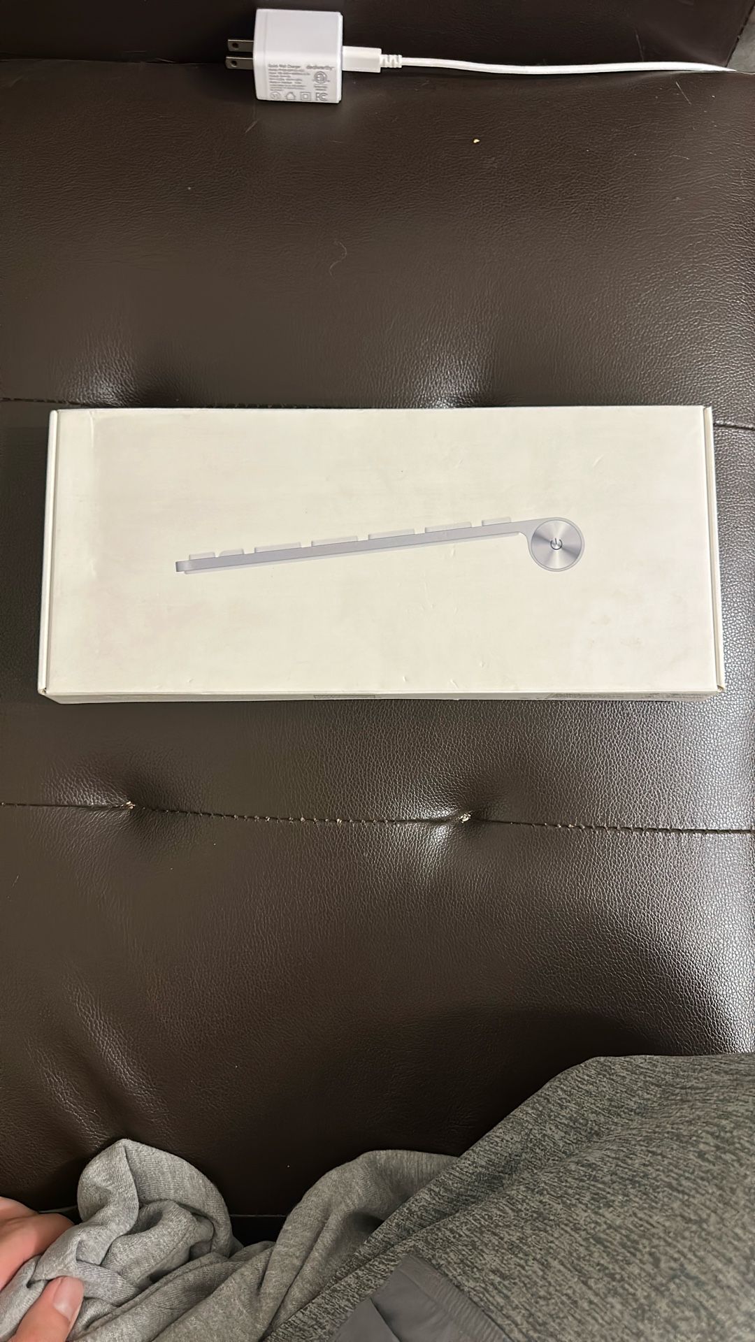 Apple Wireless Bluetooth Keyboard (new)