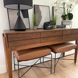 Foyer Table 