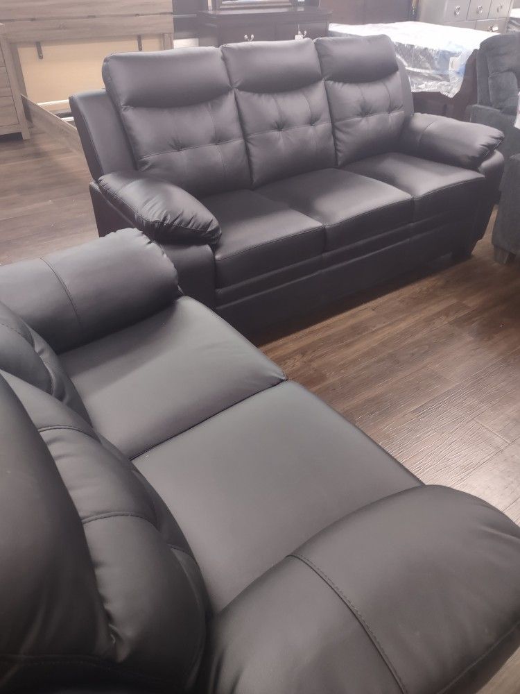 New Sofa And Loveseat