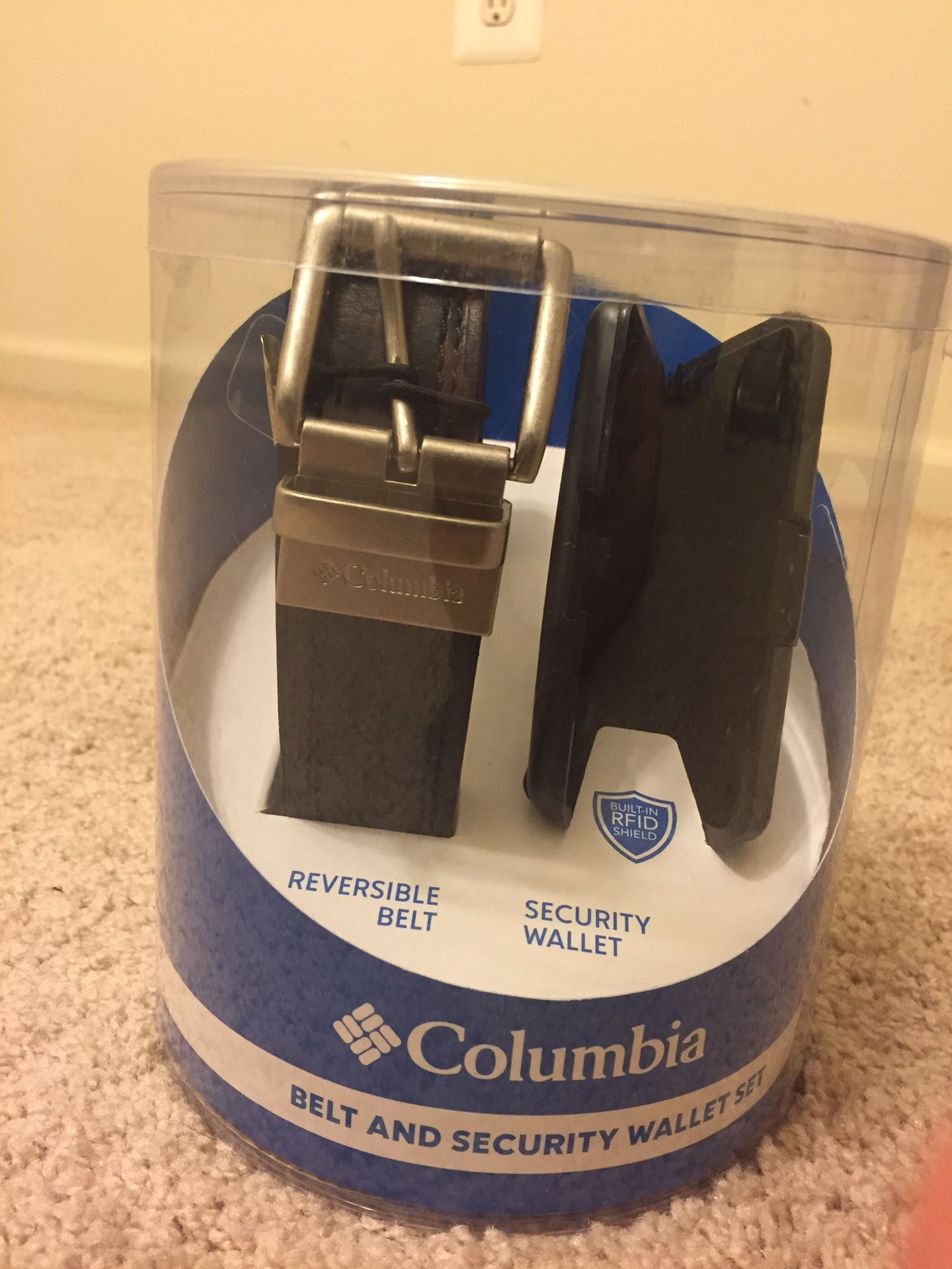 Columbia Reversible Belt and RFID wallet set