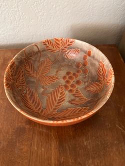 Vintage Kotobuki Japan Embossed Grape & Leaf Ceramic Bowl