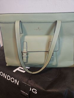 Large London  Fog purse