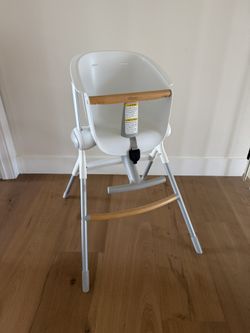 BEABA High Chair, Height Adjustable