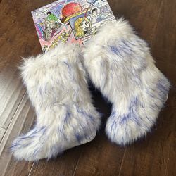 Jeffrey Campbell Faux Fuzzy Boots size 9.5