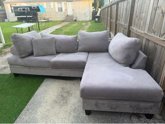 Beautiful sectional L