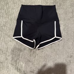 Free People Size Medium High waisted Shorts 