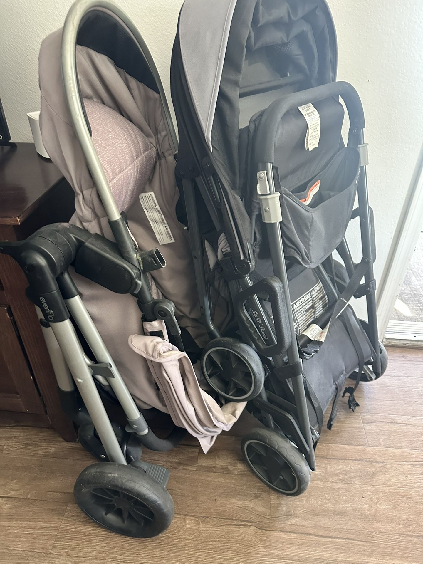 2 Strollers In Great Shape No Tears Or Stains