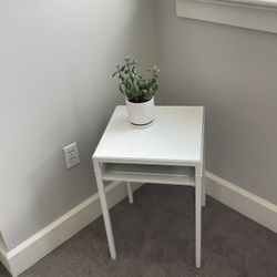 White nightstand 