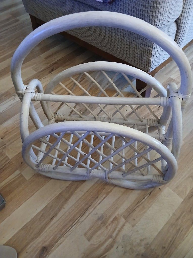 Wicker Magazine Rack