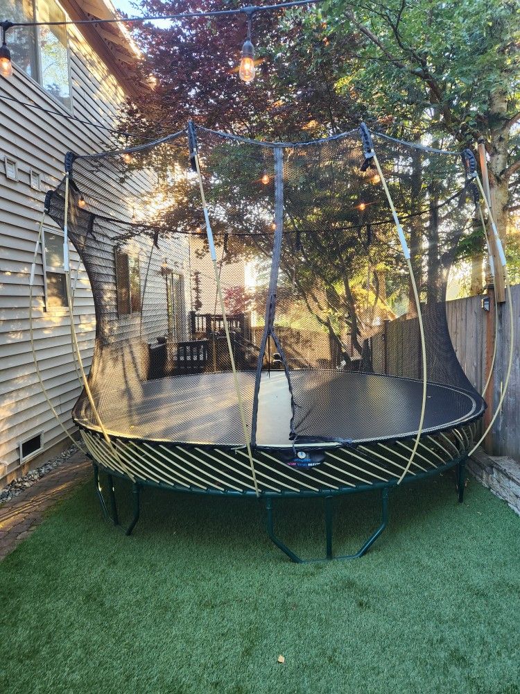 12ft Springfree Trampoline Sf90 - Great Value!