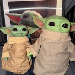 Star Wars: Grogu Doll & Holographic Collection