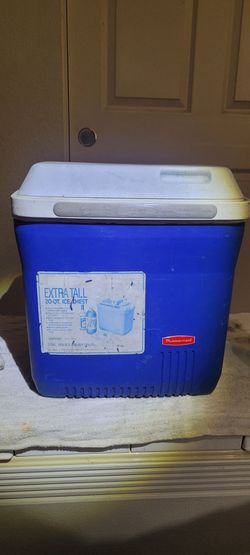 Rubbermaid Cooler Lunch Travel Ice Chest Hard Shell