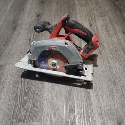Milwaukee M18 Circular Saw