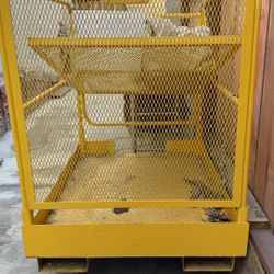 Fork lift basket with safety