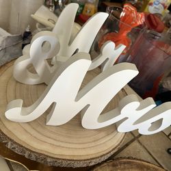 Brand New Mr. & Mrs Size