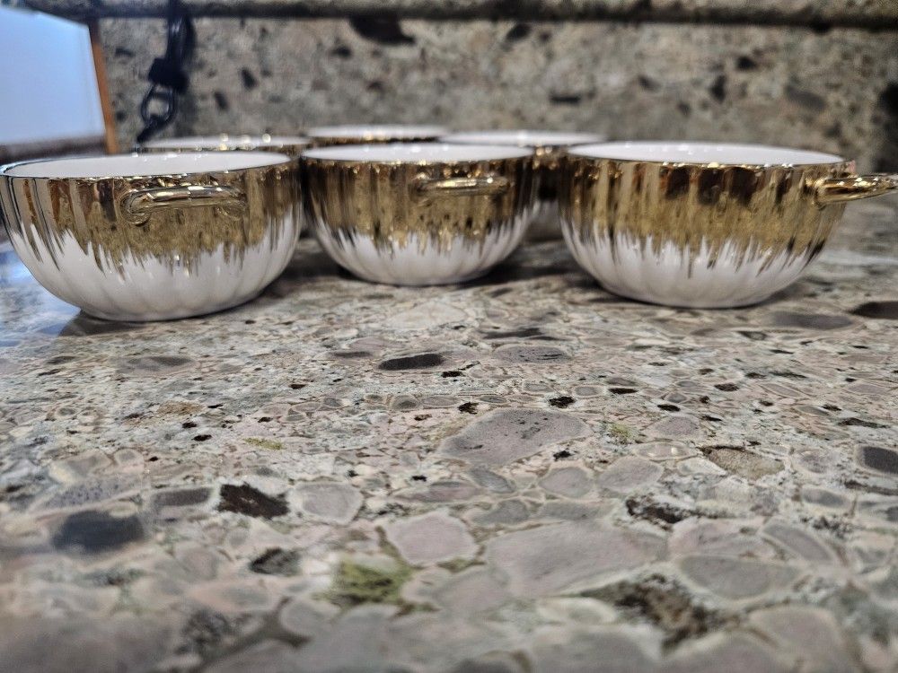 Chinese Porcelain Gold Holder 6 Piece Soup Set
