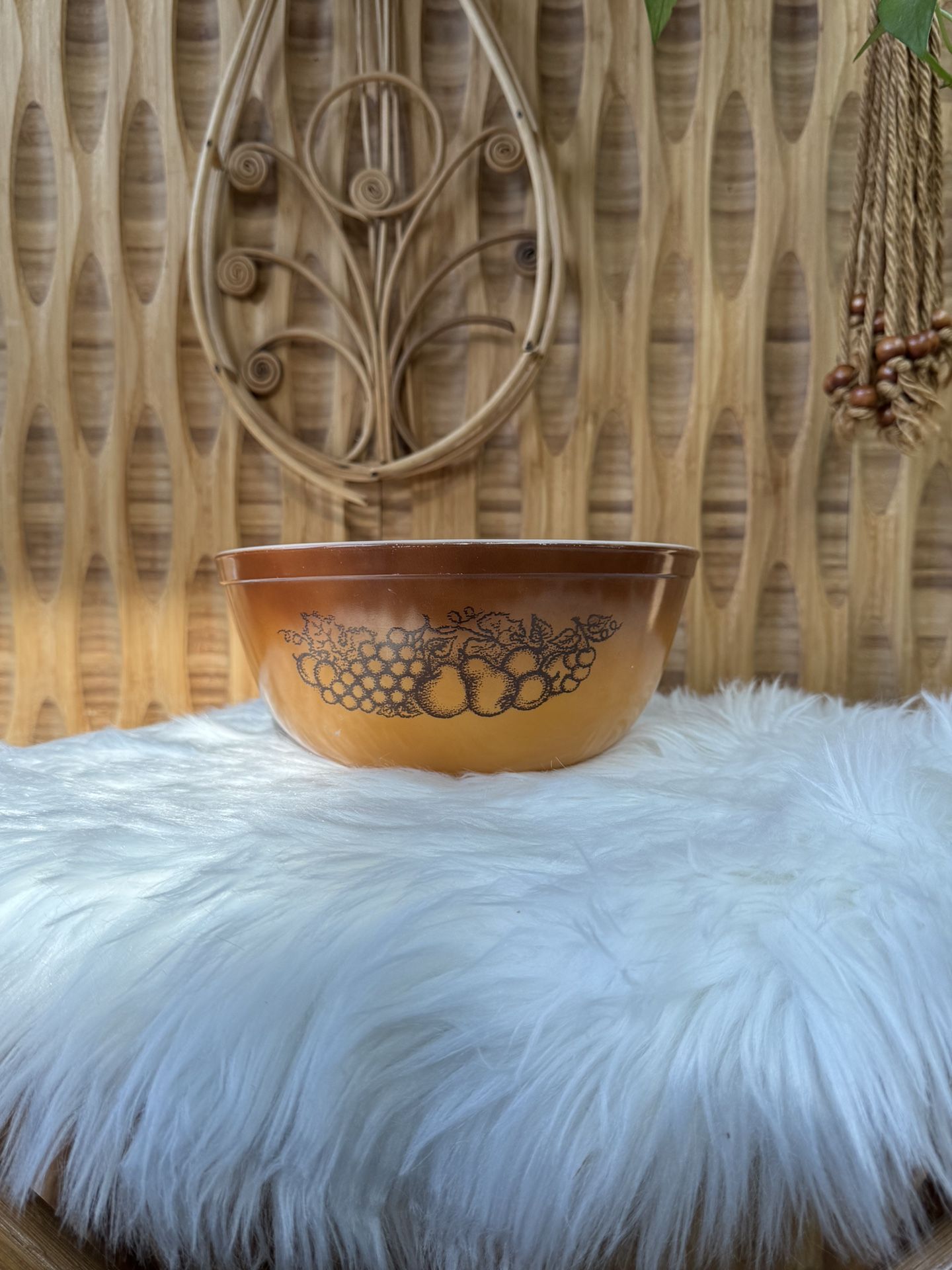 Vintage Pyrex 403 2 1/2 Quart Old Orchard Mixing Bowl Brown Fruit Nesting Storage Boho Farm 2.5 qt