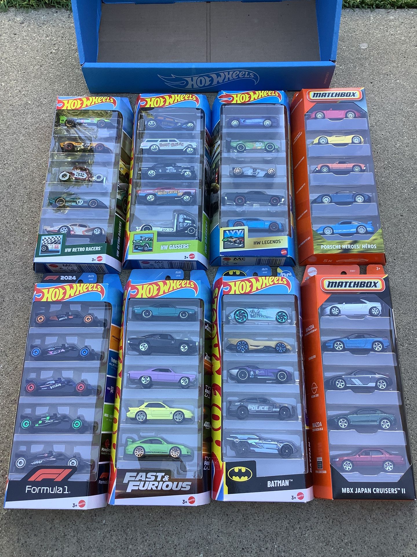 Hot Wheels 5 Pack Die Cast Cars (SANTA CLARITA) $5 $10 $15 Each