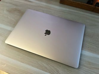 MacBook Pro (16in 2019) i7