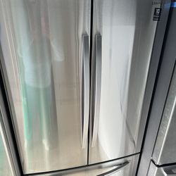 French Door Fridge Ice Maker Bottom Drawer 