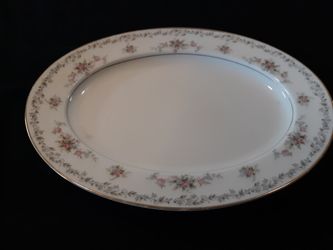 Noritake  6305 Barton Oval Serving  Platter. 11  1/2"