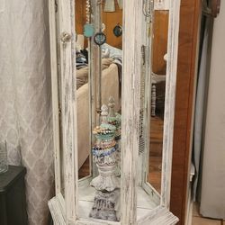 Light Up Jewelry Hutch