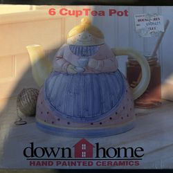 Vintage 6 Cup Tea Pot “Brand New”