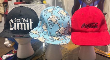3 Preowned hats not used very much.1 fitted L/XL and 2 snap backs. All in good condition with normal wear. Located off lake mead and Simmons area aski